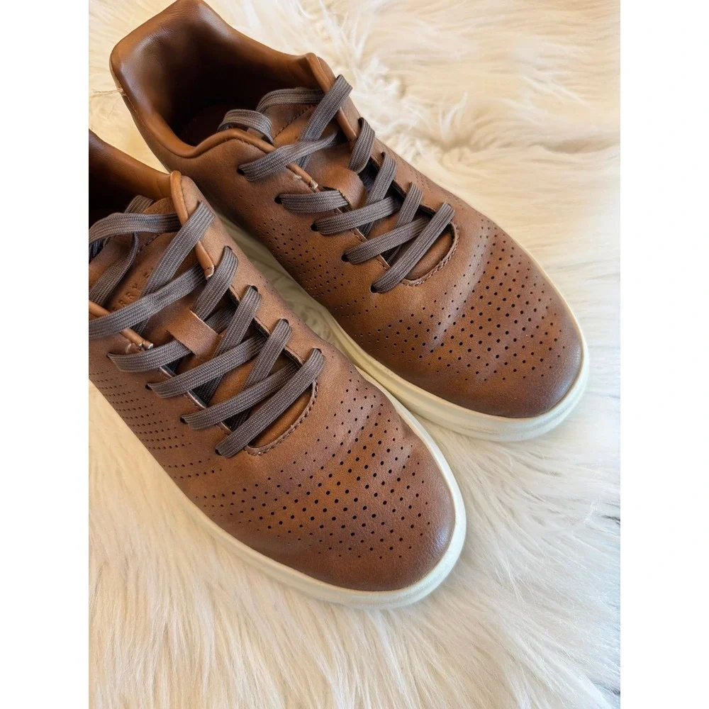 Perry Ellis brown‎ sneakers size 3 EUC